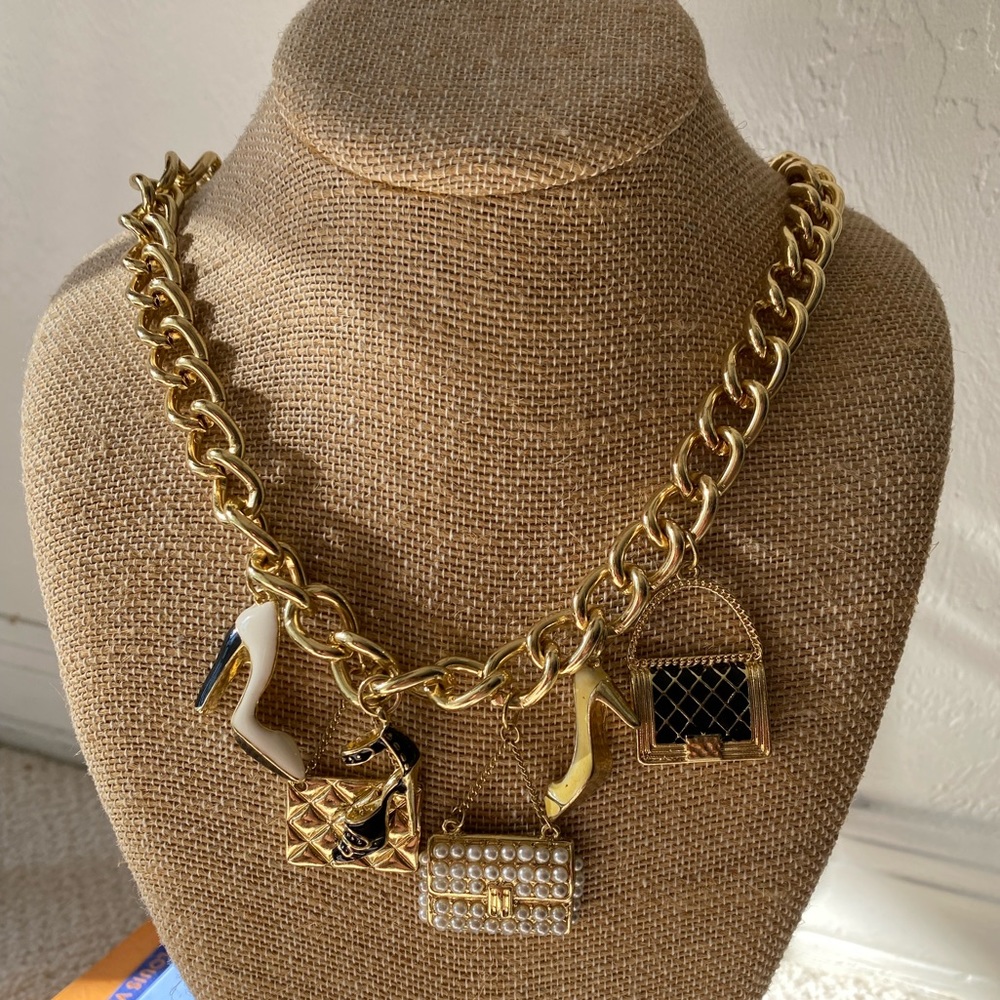 Handbag & Heels gold necklace